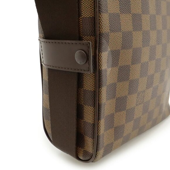 LOUIS VUITTON Brown Damier Pochette Shoulder Bag - Picture 5 of 8